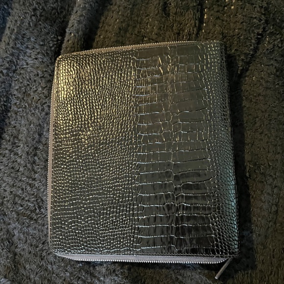 Montblanc dark brown zip notebook cover croc embossed - Picture 2 of 6